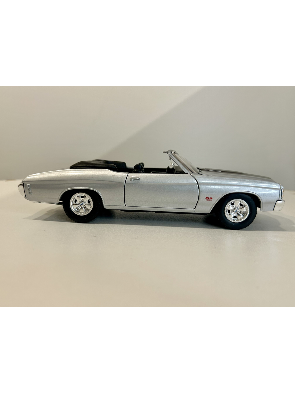 Chevrolet Chevelle SS 454 Convertible 1971 – Modelo a Escala 1:24 Welly Diecast Coleccionable 17