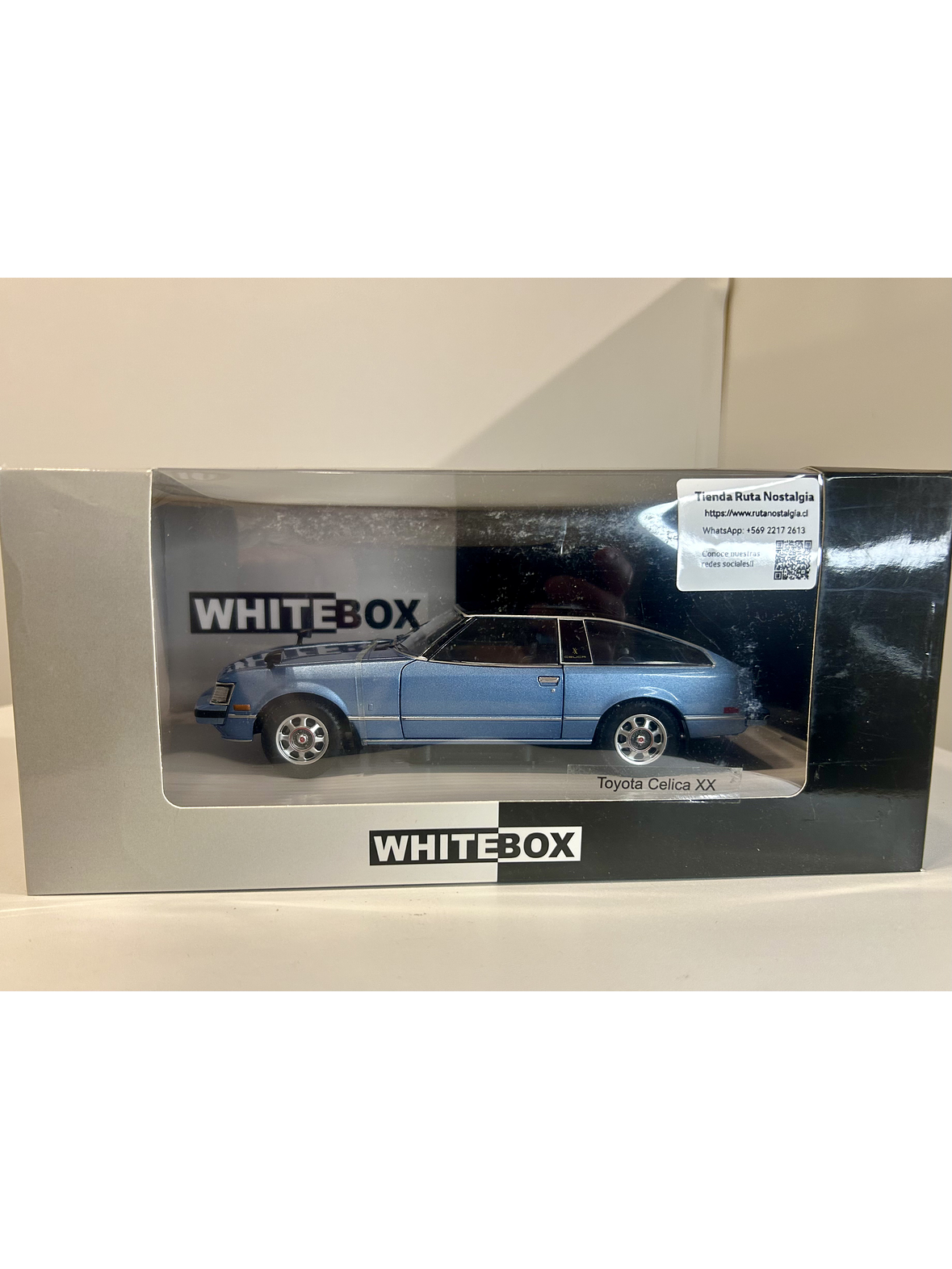 Toyota Celica XX 1978 azul metalizado/negro 1:24 WhiteBox – “pre-Supra” japonés RWD para coleccionistas 11