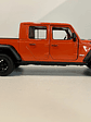Welly Jeep Gladiator Rubicon 1:24 (naranja “Punk”) – Pick-up 4x4 icónica para coleccionistas en Chile | Ruta Nostalgia - Miniatura 4