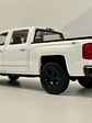 Welly Chevrolet Silverado 2017 1:29 blanco – Pick-up full-size icónica para coleccionistas en Chile | Ruta Nostalgia - Miniatura 7