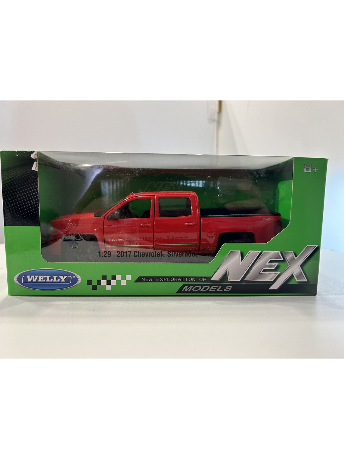 Welly Chevrolet Silverado 2017 1:29 blanco – Pick-up full-size icónica para coleccionistas en Chile | Ruta Nostalgia 20