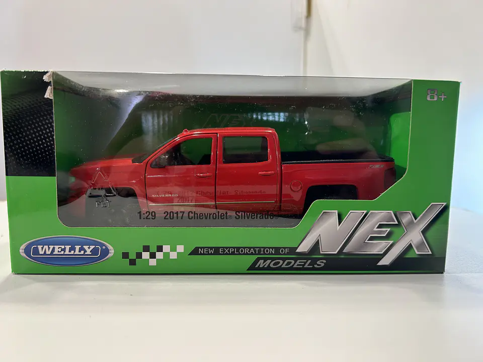 Welly Chevrolet Silverado 2017 1:29 blanco – Pick-up full-size icónica para coleccionistas en Chile | Ruta Nostalgia 20