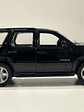 Welly Chevrolet Tahoe LT 2008 1:24 negro – SUV full-size icónica para coleccionistas en Chile | Ruta Nostalgia - Miniatura 4