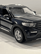 Motormax Ford Explorer XLT 2022 1:24 – SUV tres filas moderno para coleccionistas | Ruta Nostalgia - Miniatura 4