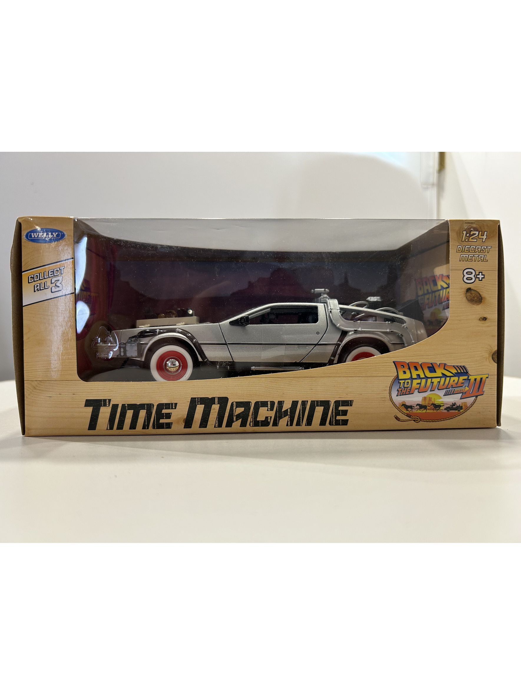 DeLorean Back to the Future III.  Welly miniatura 1:24 – Auto a escala die-cast | Chile 11