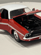 Maisto Dodge Challenger R/T 1970 1:24 rojo/techo blanco – Muscle car a escala para colección | Chile - Miniatura 5