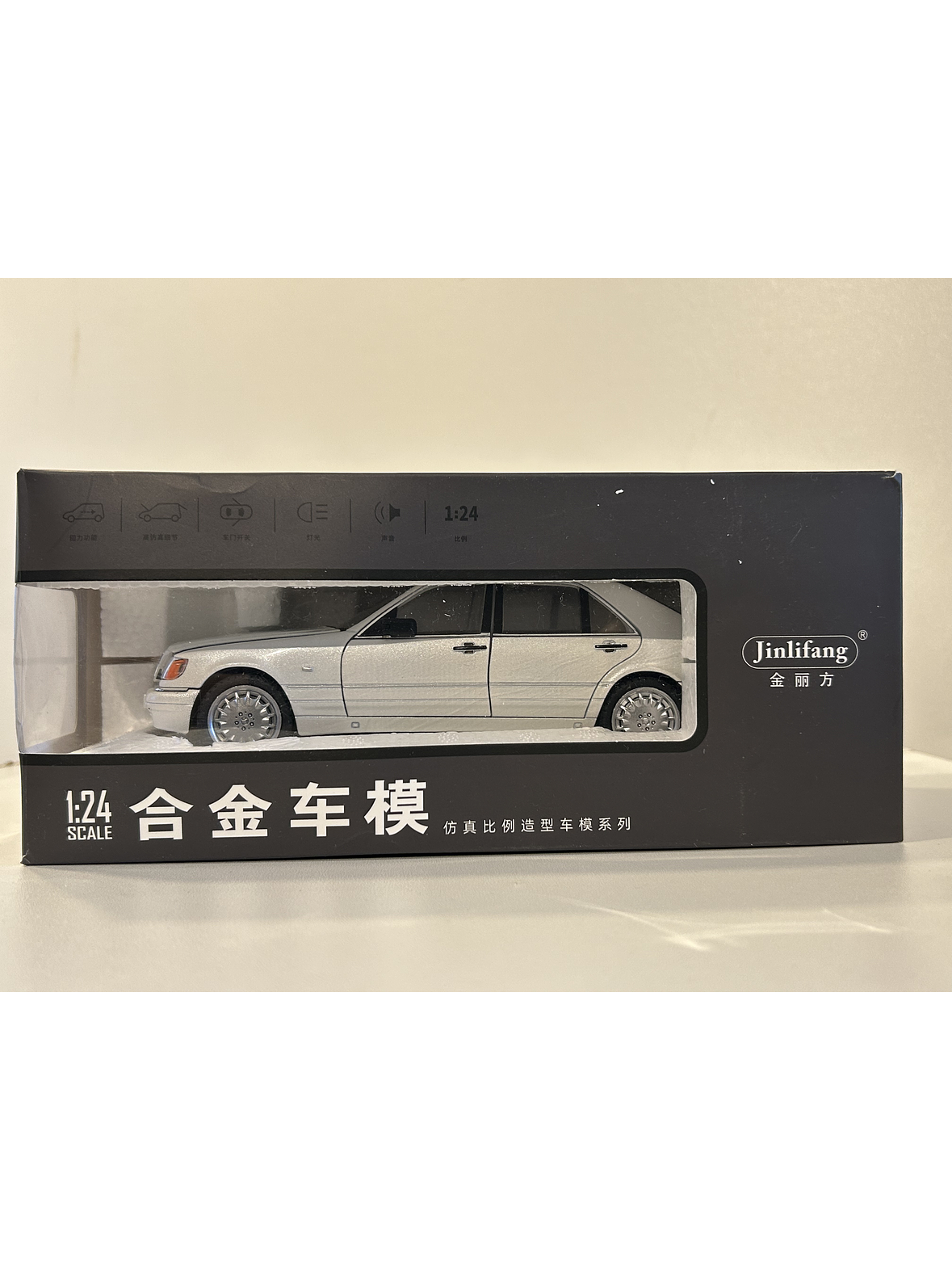 Jinlifang Mercedes-Benz S320 W140 1:24 plata – Sedán de lujo a escala con aperturas y detalle interior | Chile 9