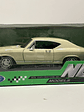 Welly Chevrolet Chevelle SS 396 1968 1:24 beige – Muscle car a escala | Chile - Miniatura 12