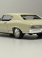 Welly Chevrolet Chevelle SS 396 1968 1:24 beige – Muscle car a escala | Chile - Miniatura 7