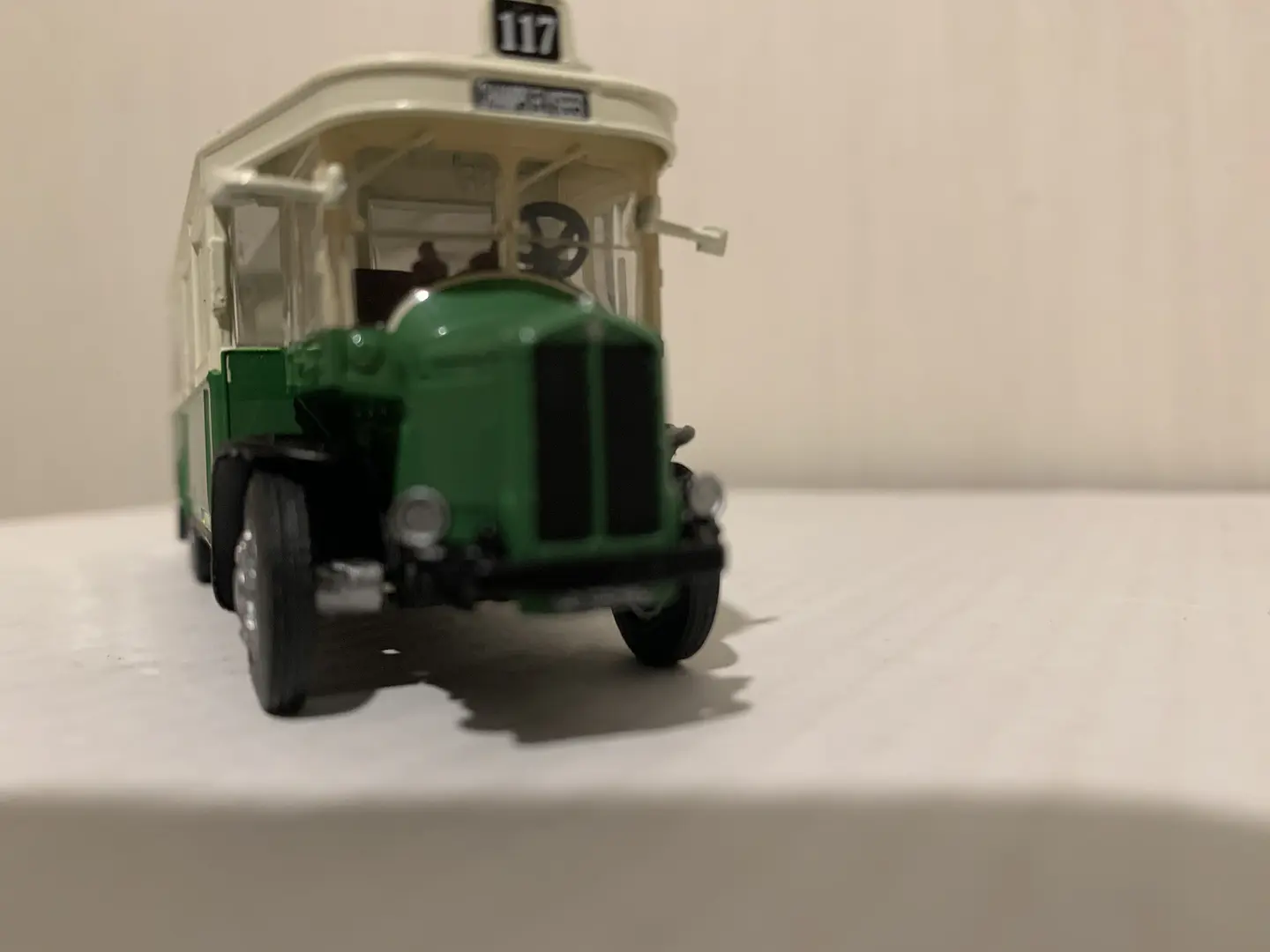 Bus Renault TN6 París 1:72 (Buses of the World) 2