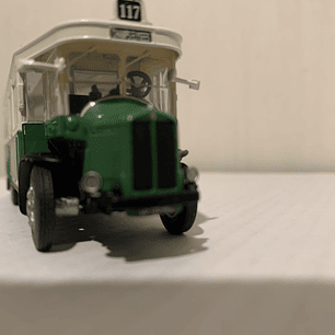 Renault TN6 París 1:72 (Buses of the World) – el autobús parisino de la “plateforme arrière”. SIN CAJA, EN BLISTER ORIGINAL