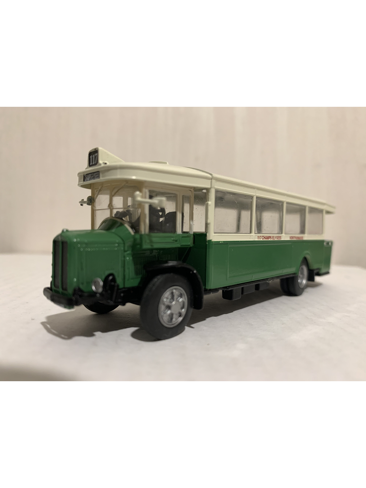 Renault TN6 París 1:72 (Buses of the World) – el autobús parisino de la “plateforme arrière”. SIN CAJA, EN BLISTER ORIGINAL 1