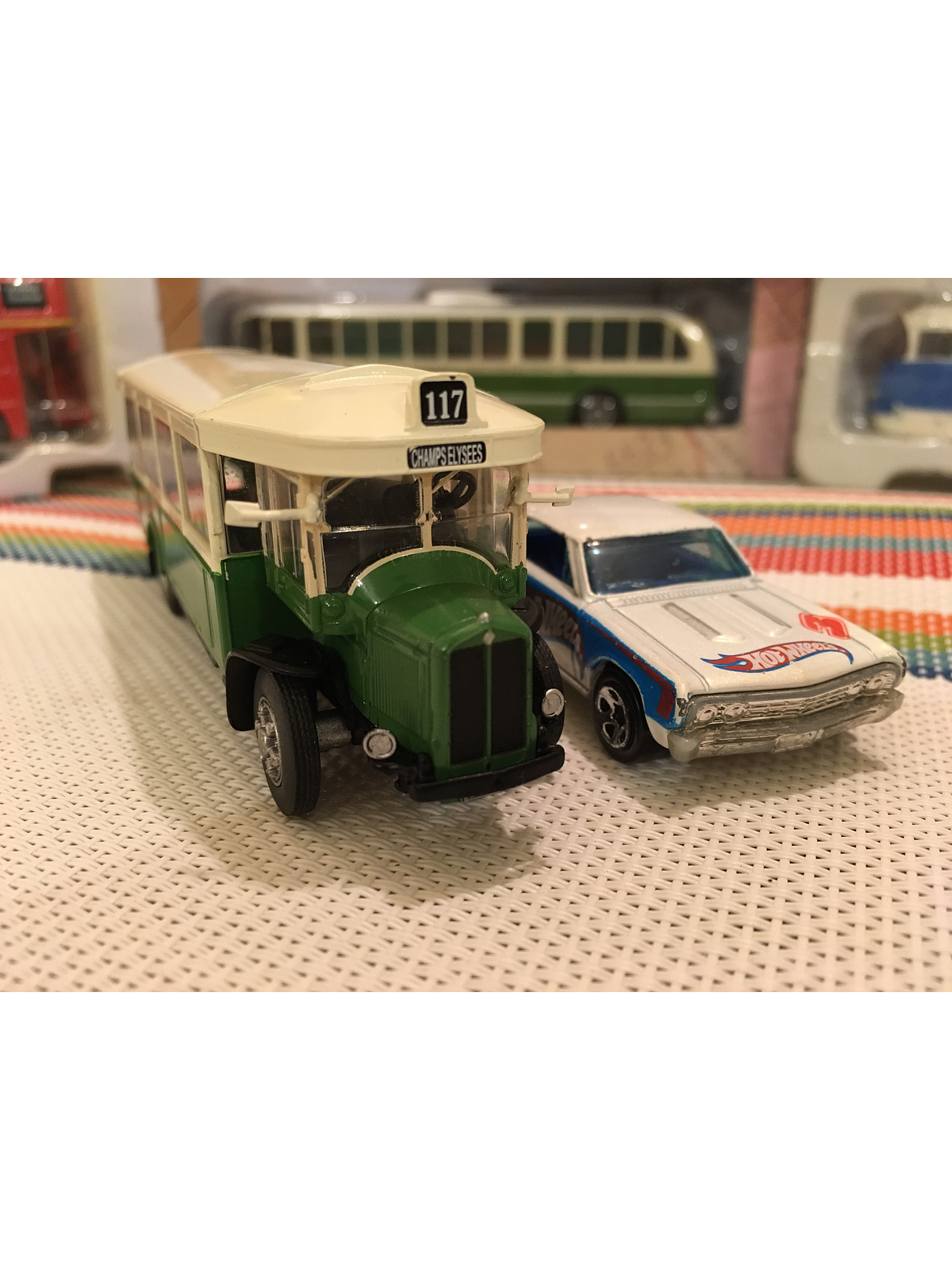 Renault TN6 París 1:72 (Buses of the World) – el autobús parisino de la “plateforme arrière”. SIN CAJA, EN BLISTER ORIGINAL 8