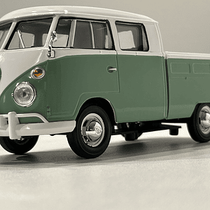 Motormax Volkswagen T1 DoKa (Double Cab Pickup), 1:24 – Timeless Legends