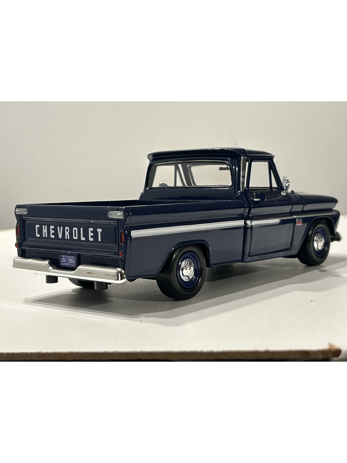Motormax Chevrolet C10 Fleetside Pick-Up 1966, 1:24 – Clásico “C-10” primera generación | Ruta Nostalgia Chile 21