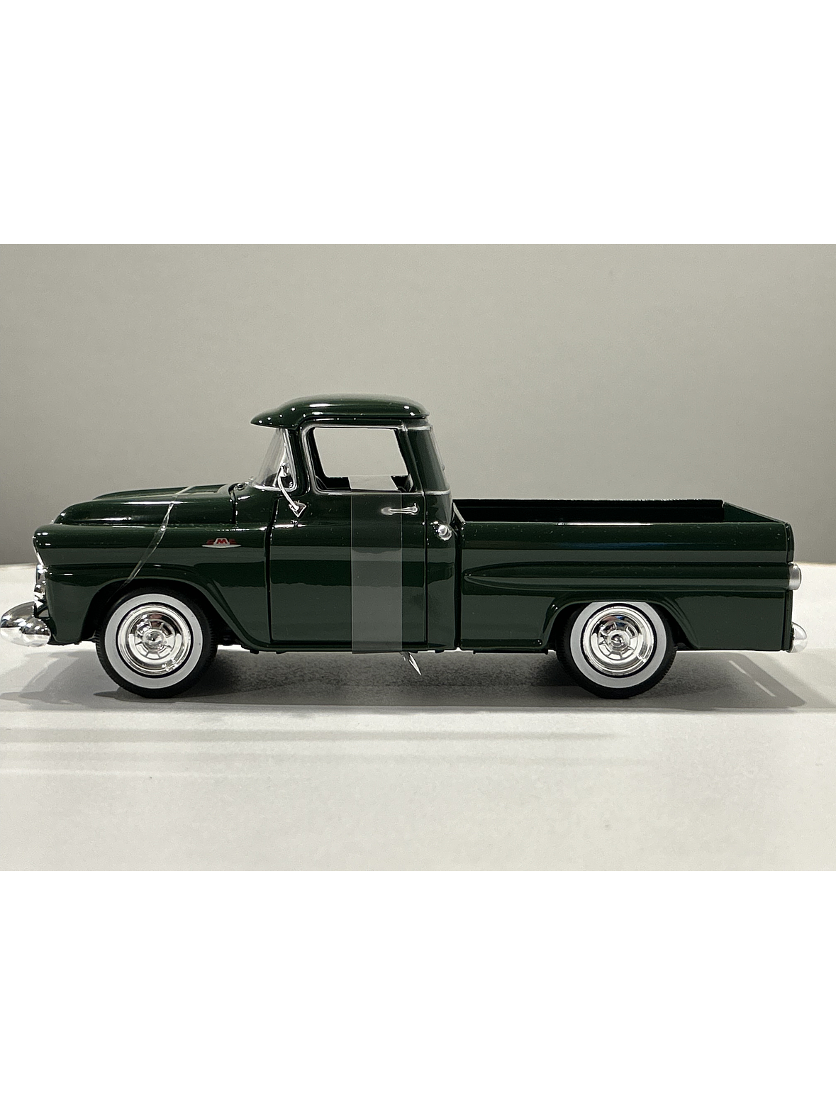 Motormax GMC 100 Pickup, 1:24 (Timeless Legends) – Ruta Nostalgia Chile 31