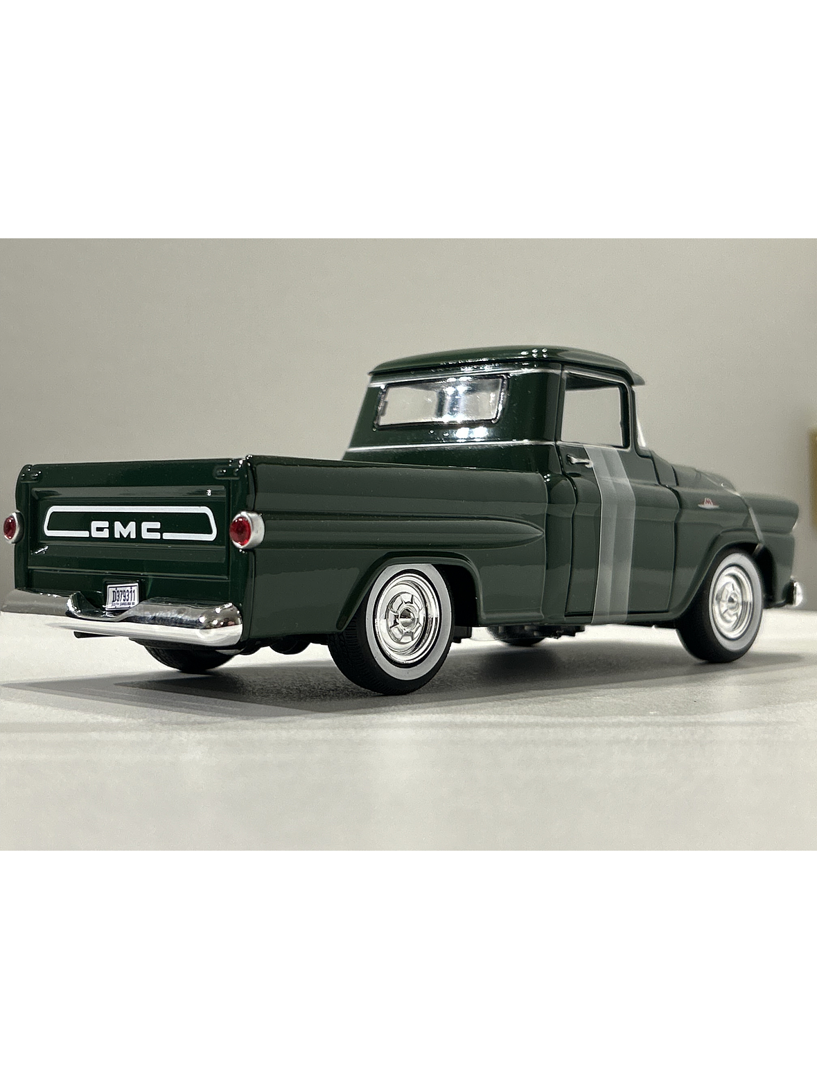 Motormax GMC 100 Pickup, 1:24 (Timeless Legends) – Ruta Nostalgia Chile 28