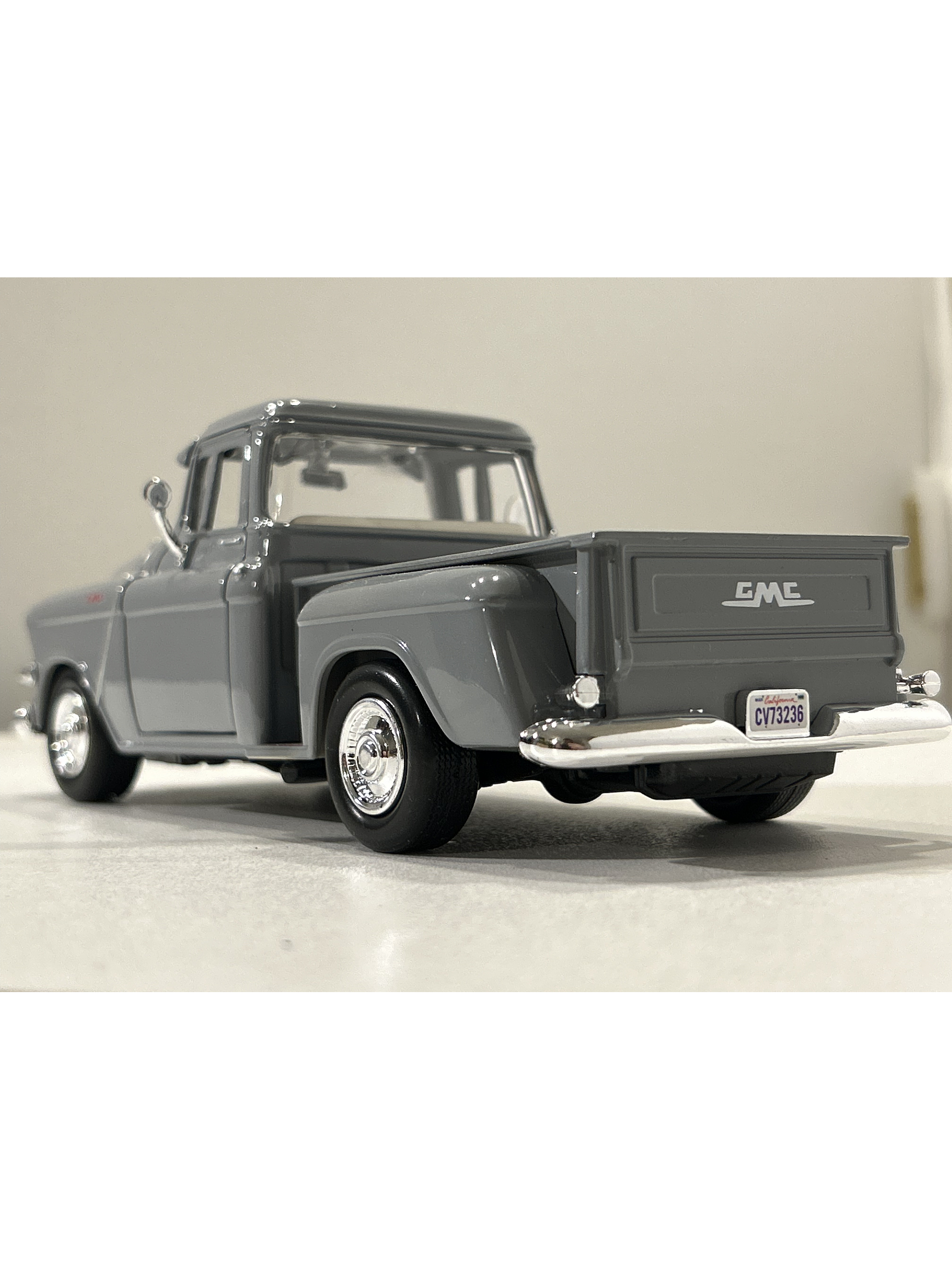 Motormax GMC 100 Pickup, 1:24 (Timeless Legends) – Ruta Nostalgia Chile 19