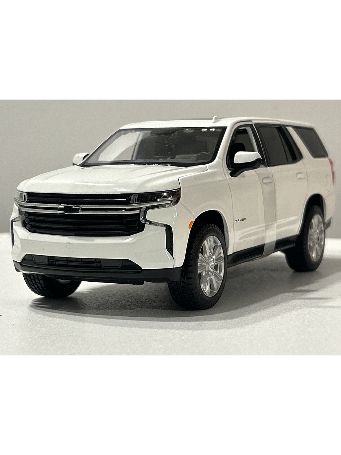 Chevrolet Tahoe 2021 Maisto Special Edition 1:26  – Ruta Nostalgia Chile 2