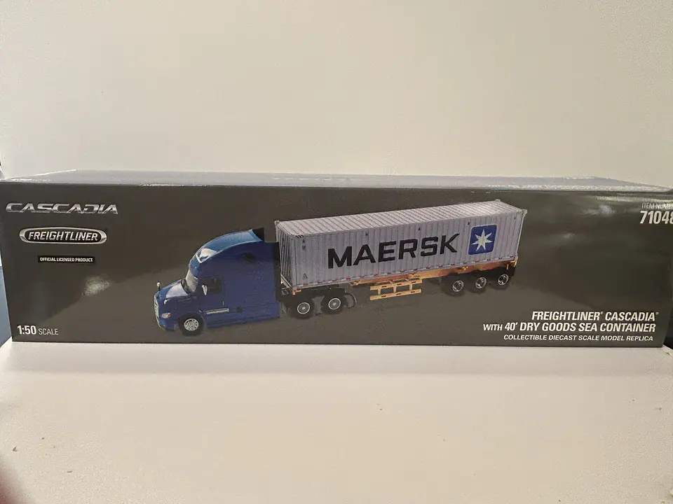 Camión Freightliner Cascadia con | Diecast Masters 1:50 17