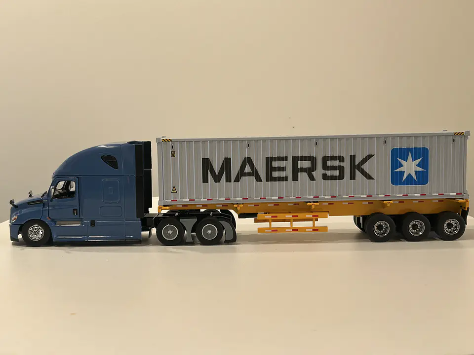 Camión Freightliner Cascadia con | Diecast Masters 1:50 12