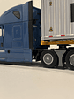 Freightliner Cascadia con tráiler esqueletal y contenedor 40’ MAERSK – Diecast Masters 1:50 - Miniatura 11
