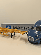 Freightliner Cascadia con tráiler esqueletal y contenedor 40’ MAERSK – Diecast Masters 1:50 - Miniatura 3