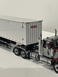 Western Star 4900 SF Day Cab con tráiler esqueletal y contenedor 40’ – Diecast Masters 1:50 (71064) - thumbnail 13