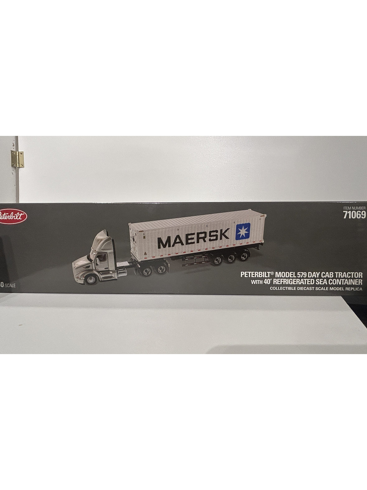 Peterbilt 579 Day Cab + tráiler esqueletal y contenedor refrigerado 40’ | Diecast Masters 1:50  – Ruta Nostalgia Chile 16