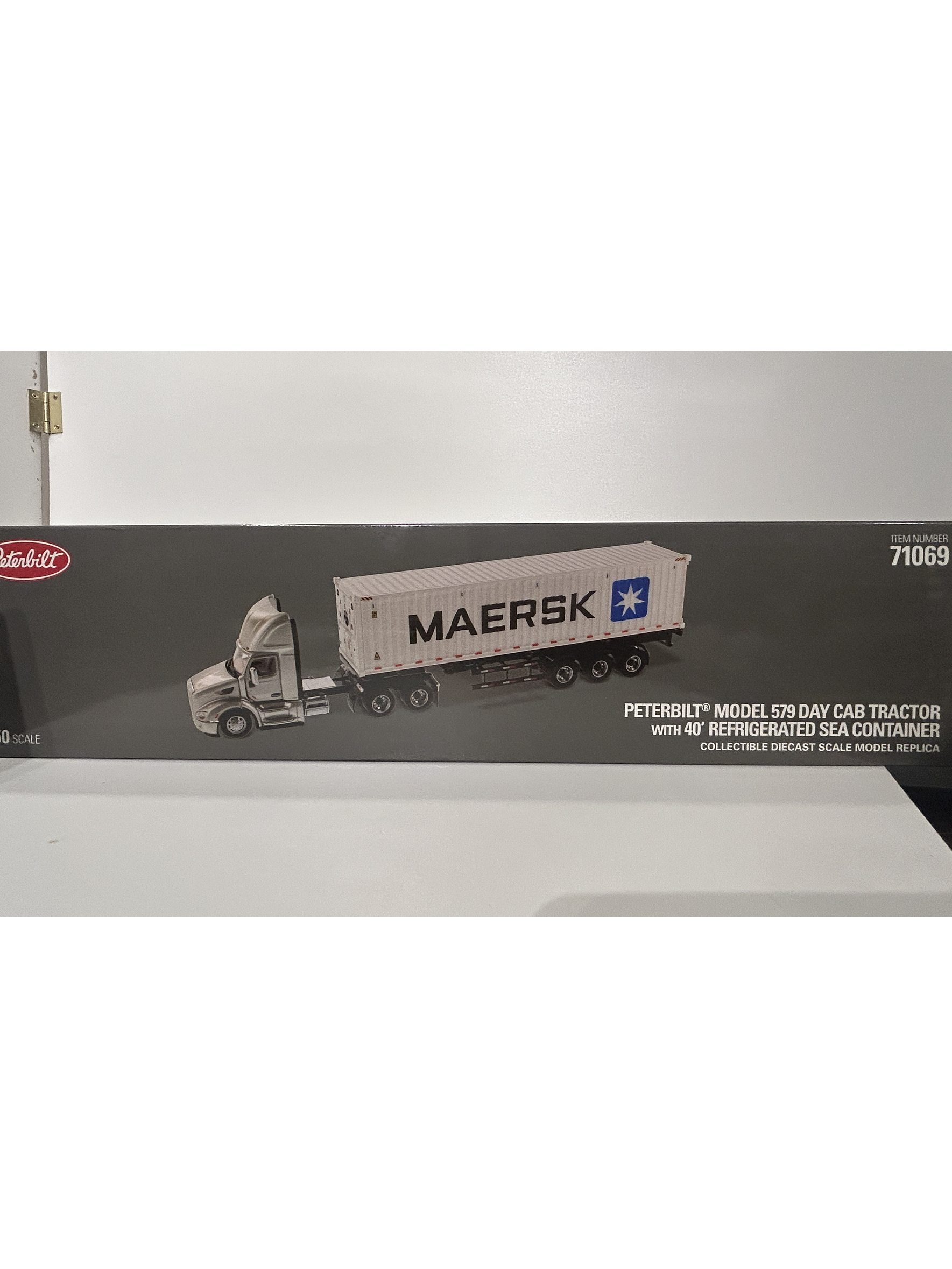 Peterbilt 579 Day Cab + tráiler esqueletal y contenedor refrigerado 40’ | Diecast Masters 1:50  – Ruta Nostalgia Chile 16