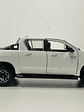Maisto 1:27 Toyota Hilux Doble Cabina – Camioneta die-cast de trabajo y leyenda en Chile - Miniatura 8