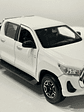 Maisto 1:27 Toyota Hilux Doble Cabina – Camioneta die-cast de trabajo y leyenda en Chile - Miniatura 6