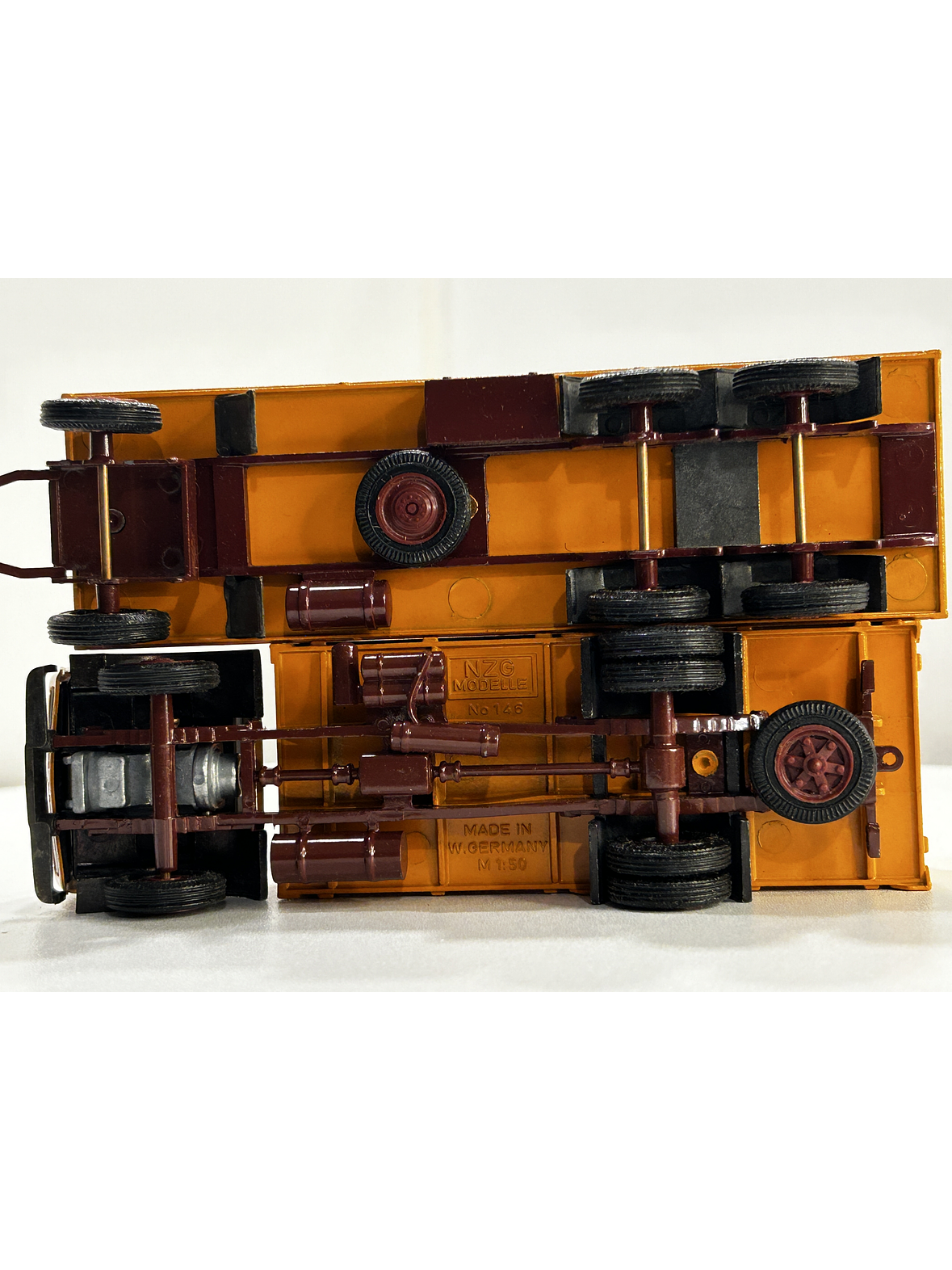 NZG 1:50 Mercedes-Benz 1632/1932 NG con carro lona | Diecast clásico “Made in W. Germany” 9