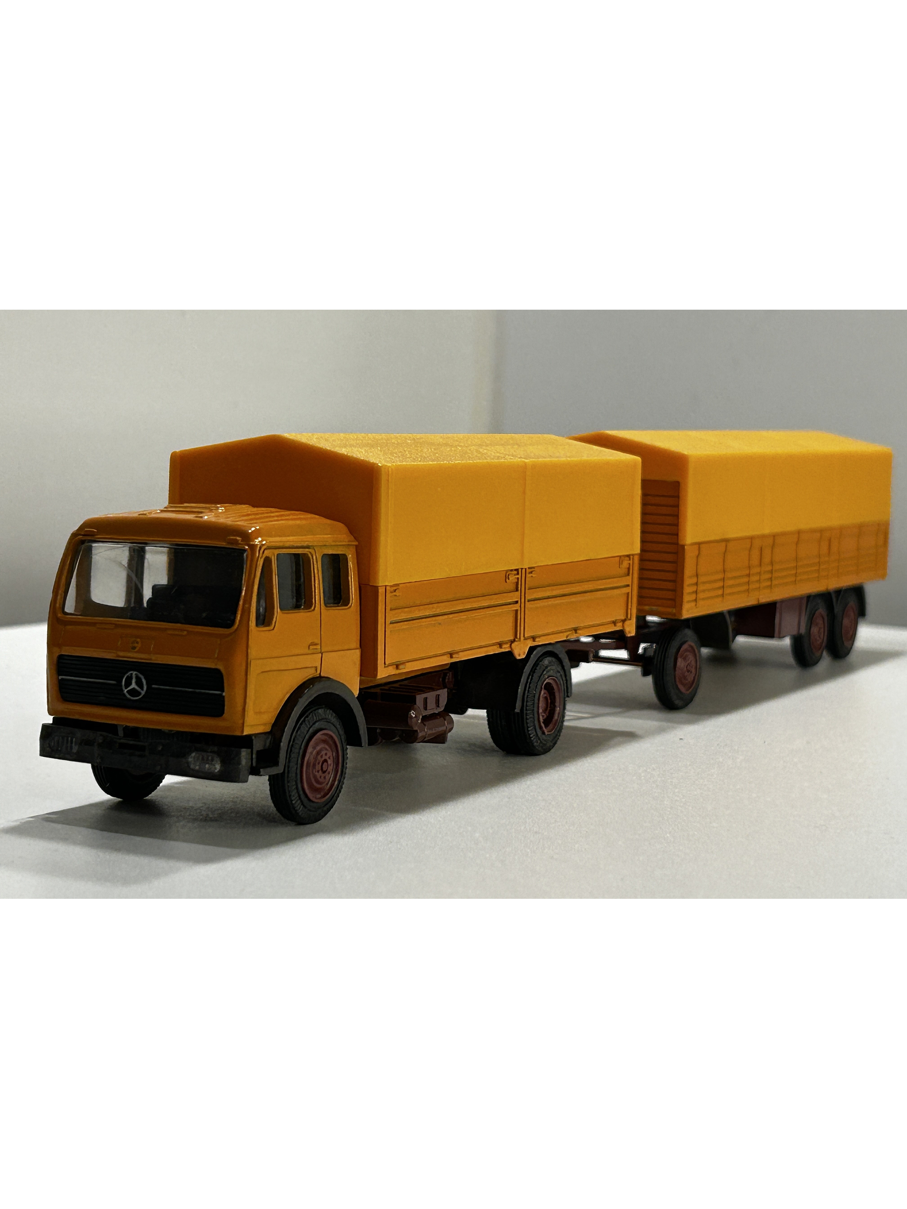 NZG 1:50 Mercedes-Benz 1632/1932 NG con carro lona | Diecast clásico “Made in W. Germany” 3