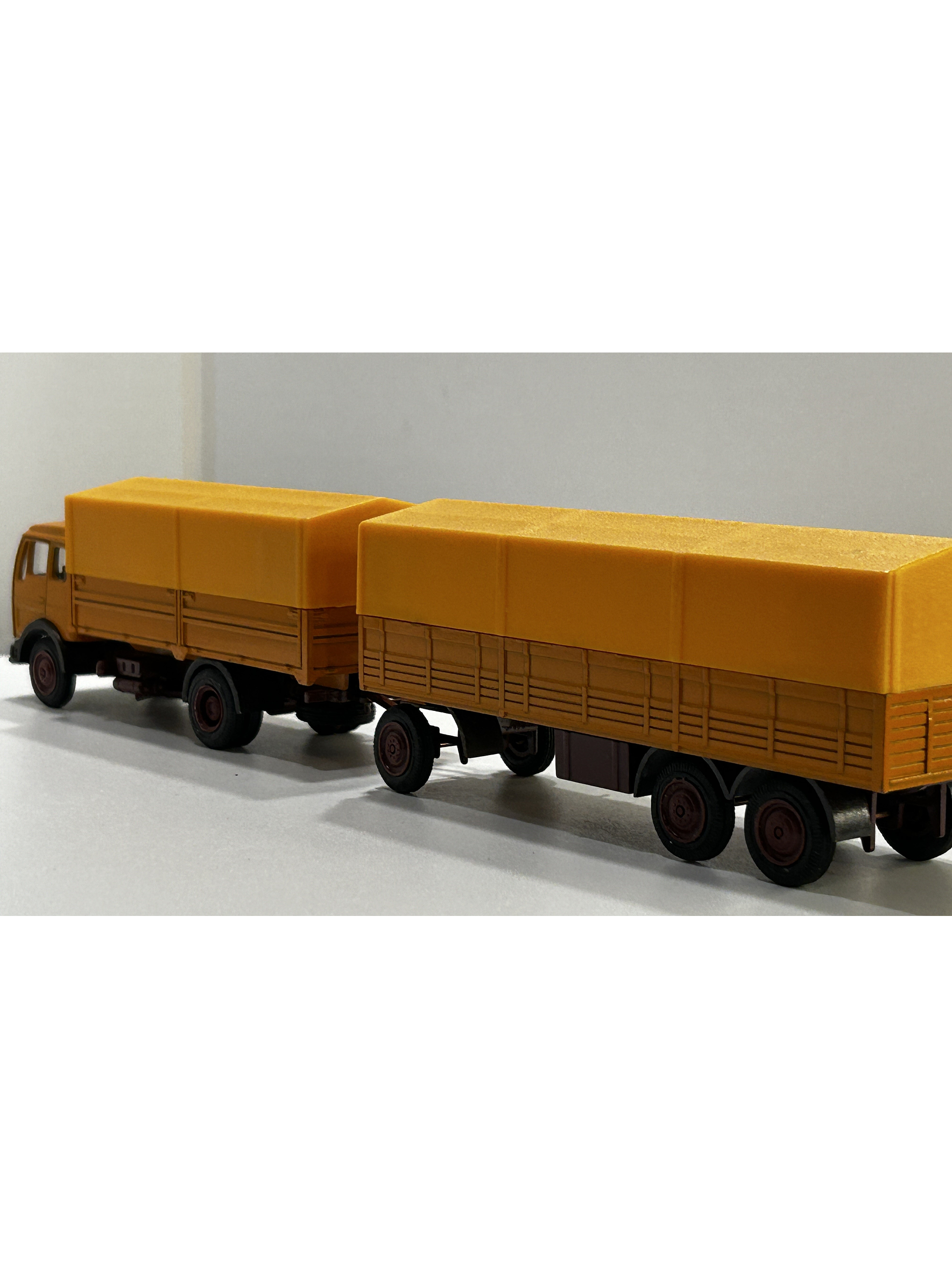 NZG 1:50 Mercedes-Benz 1632/1932 NG con carro lona | Diecast clásico “Made in W. Germany” 8