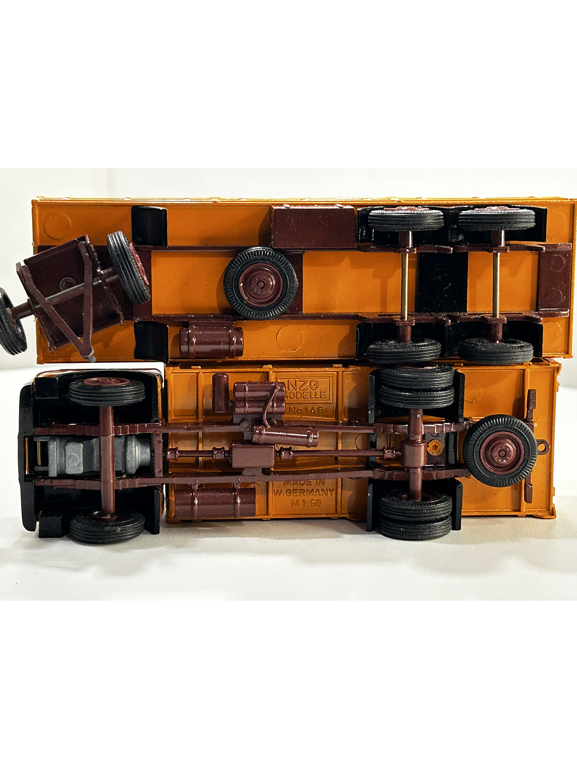 NZG 1:50 Mercedes-Benz 1632/1932 NG con carro lona | Diecast clásico “Made in W. Germany” 22