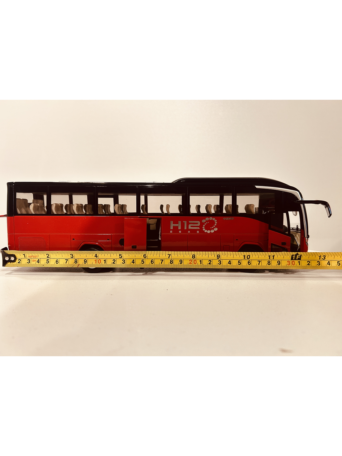 Bus Zhongtong H12. Escala 1:36 | 