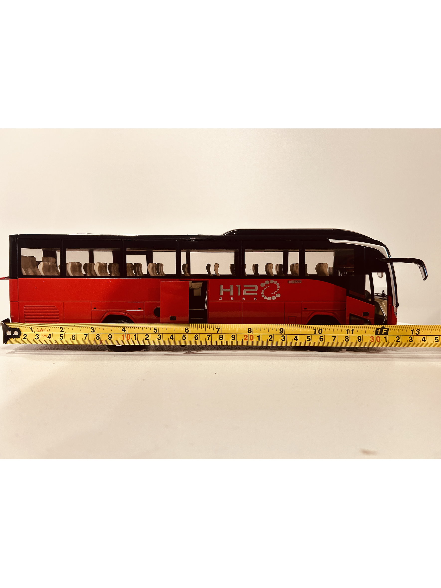 Bus Zhongtong H12. Escala 1:36 | 