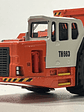 Camión Dumper  Sandvik Toro TH663  — Conrad Modelle. Escala 1:50. Equipo minería subterránea bajo perfil de 63 t | Chile - Miniatura 3
