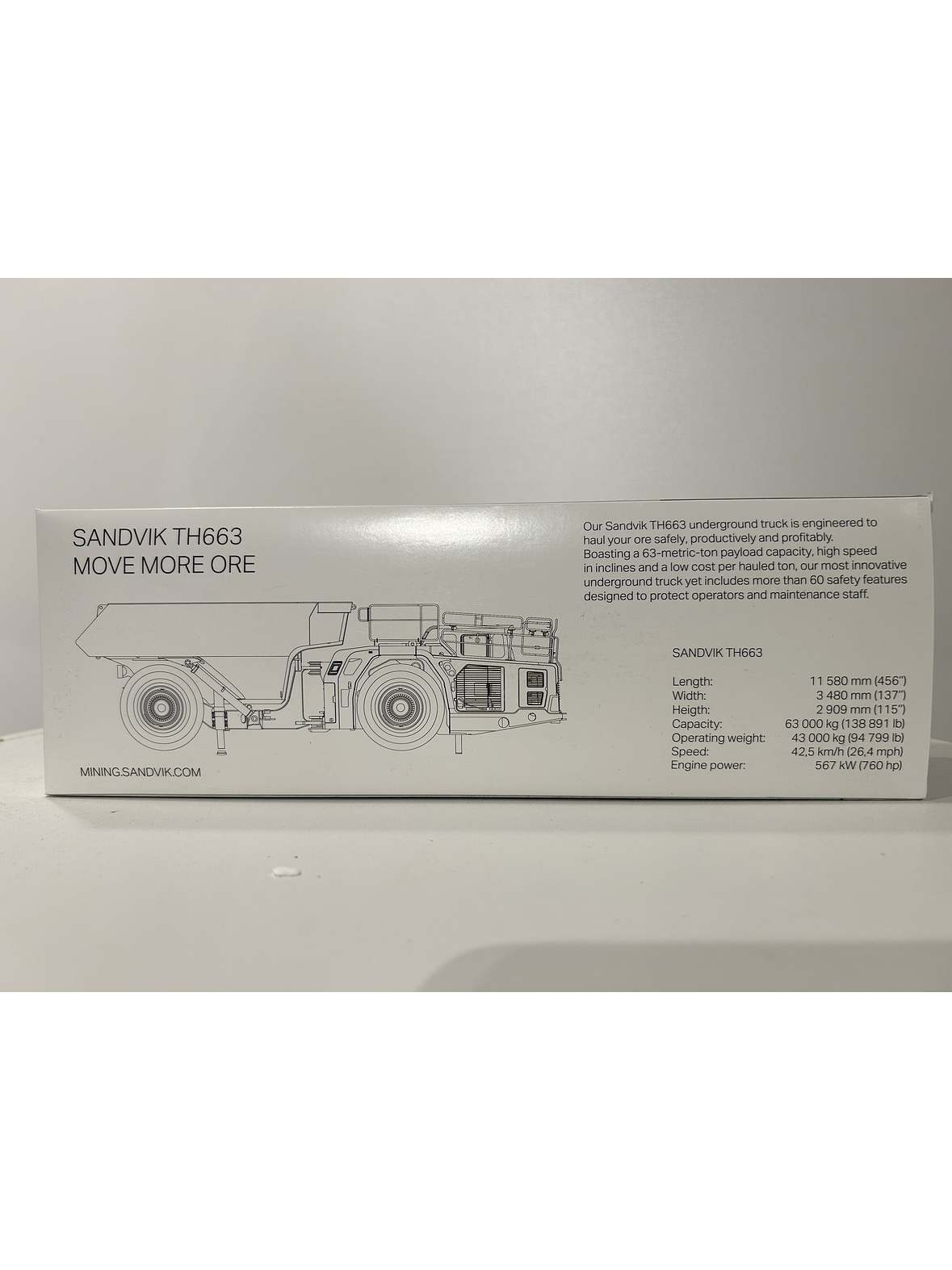 Camión Dumper  Sandvik Toro TH663  — Conrad Modelle. Escala 1:50. Equipo minería subterránea bajo perfil de 63 t | Chile 14