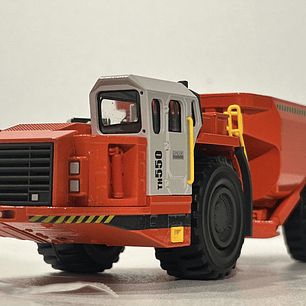 Conrad 1:50 Sandvik TH550 Underground Dumper 2729/02 | Ruta Nostalgia Chile