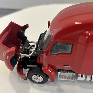 Camión Kenworth T680 6x4 | Rojo - WSI USA Basic Line. Miniatura escala 1:50