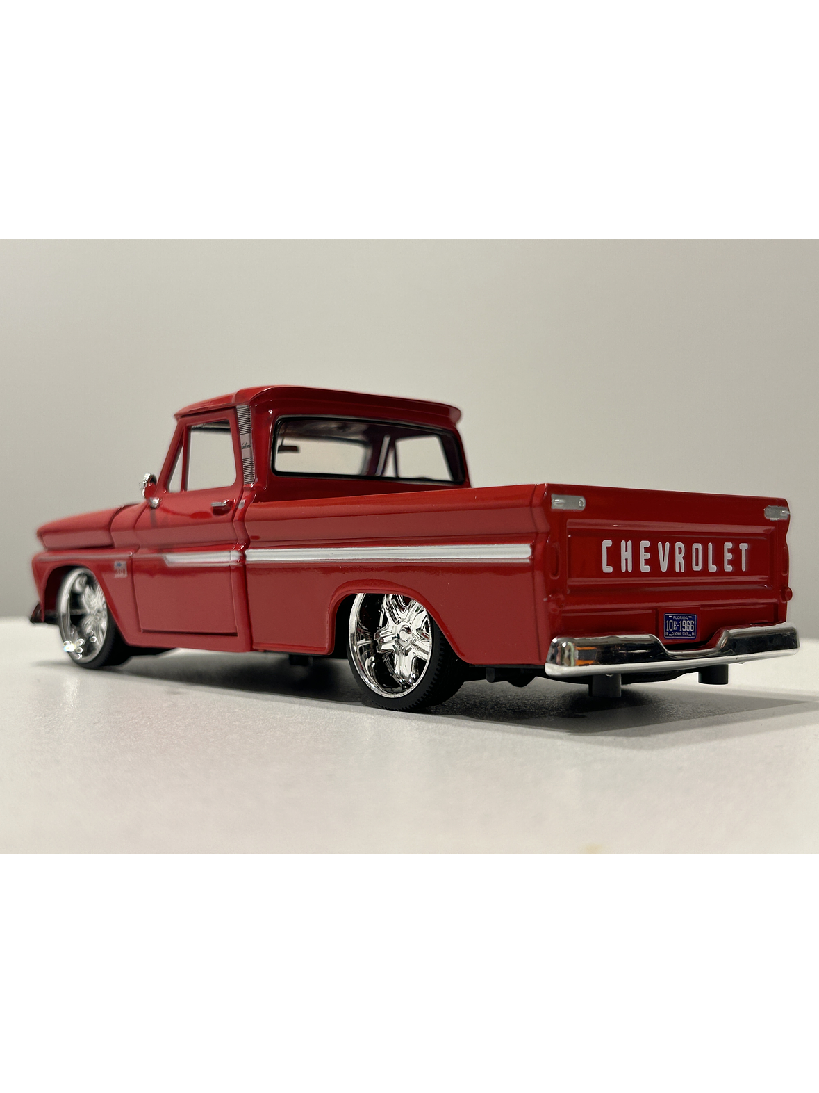 Motormax Chevrolet C10 Fleetside Pick-Up 1966, 1:24 – Clásico “C-10” primera generación | Ruta Nostalgia Chile 33