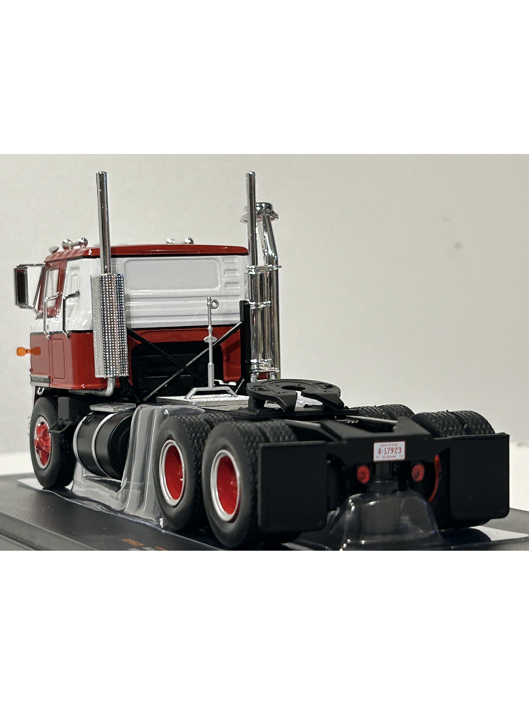 Camión International Transtar COE 1976 rojo/blanco 1:43 IXO Models 1:43 – Camión clásico americano  8