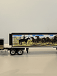 Kenworth W925 Smokey and the Bandit 1977 1:43 WERK83 – Camión clásico USA con remolque decorado de película  - Miniatura 9