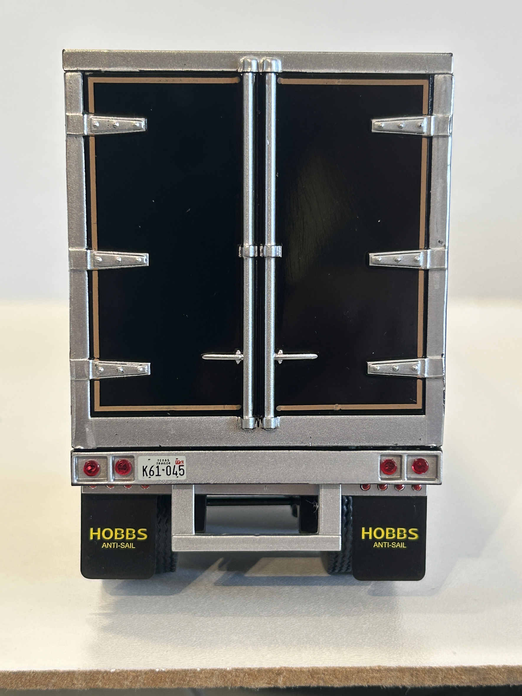 Kenworth W925 Smokey and the Bandit 1977 1:43 WERK83 – Camión clásico USA con remolque decorado de película  6