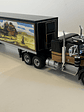 Kenworth W925 Smokey and the Bandit 1977 1:43 WERK83 – Camión clásico USA con remolque decorado de película  - Miniatura 3