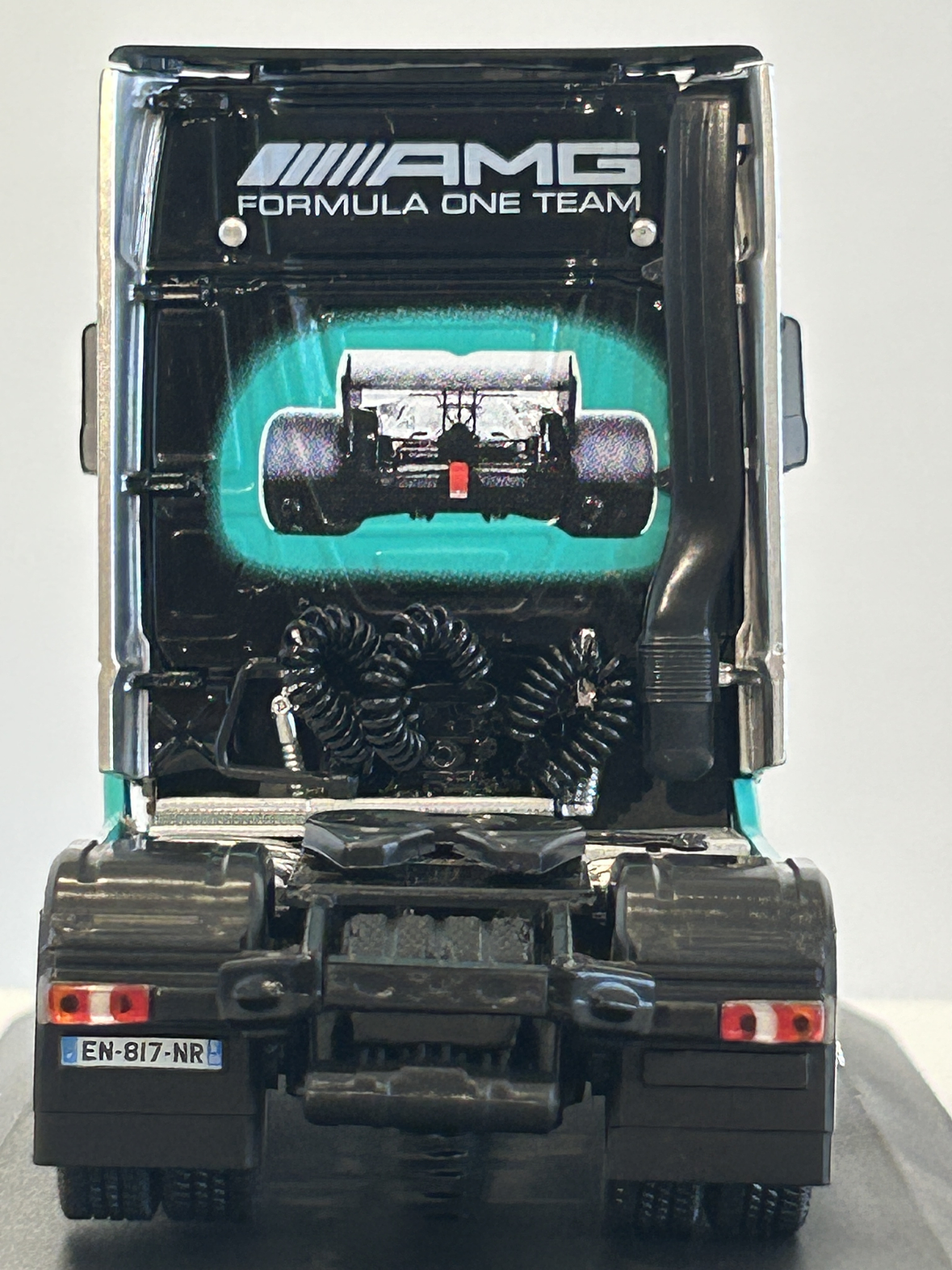 Camión Mercedes-Benz Actros MP4 2012 AMG Petronas F1 Team 1:43 Hachette – Mercedes F1 de colección 7
