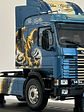 Scania 143M 500 “The Griffin” 1990 1:43 Hachette – Camión V8 sueco tuning de colección  - Miniatura 3