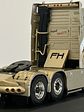 Volvo FH16 2003 “Moon Howler” 1:43 Hachette – Camión sueco tuning con lobos aullando a la luna  - Miniatura 5